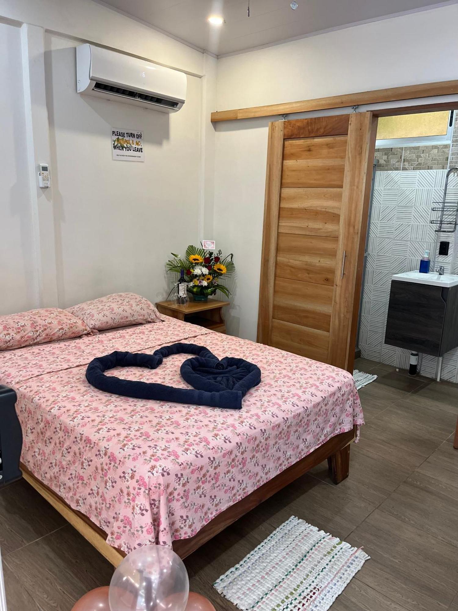 Apartamentos En El Centro De Puerto Viejo Puerto Limon Dış mekan fotoğraf